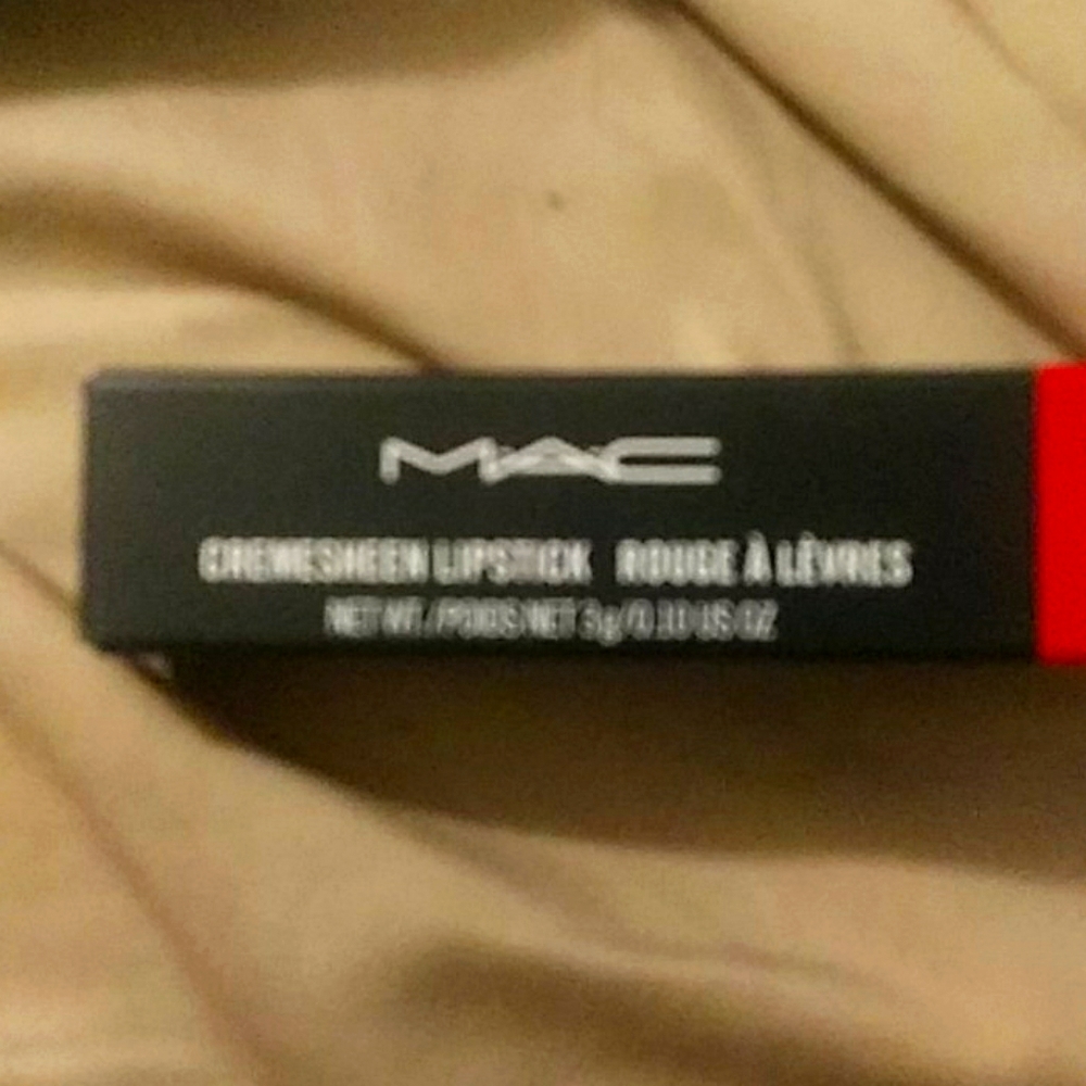 Mac cremesheen lipstick in the shade sweet Sakura